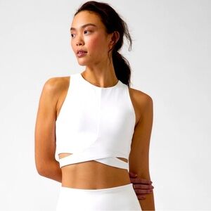 Athleta Conscious Cut Out Crop XS A-C